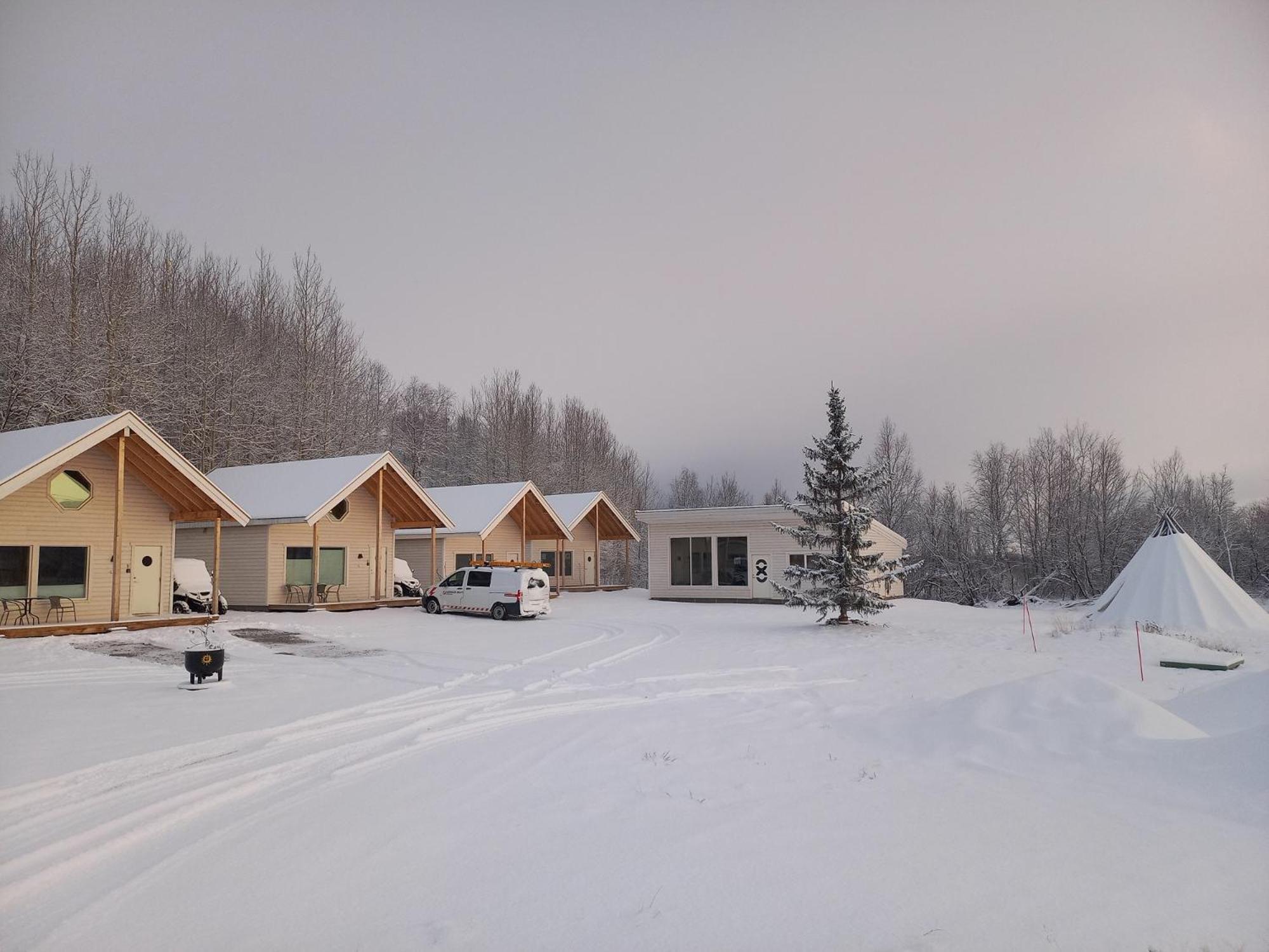 Atte Arstider Lodge Neiden Exteriér fotografie